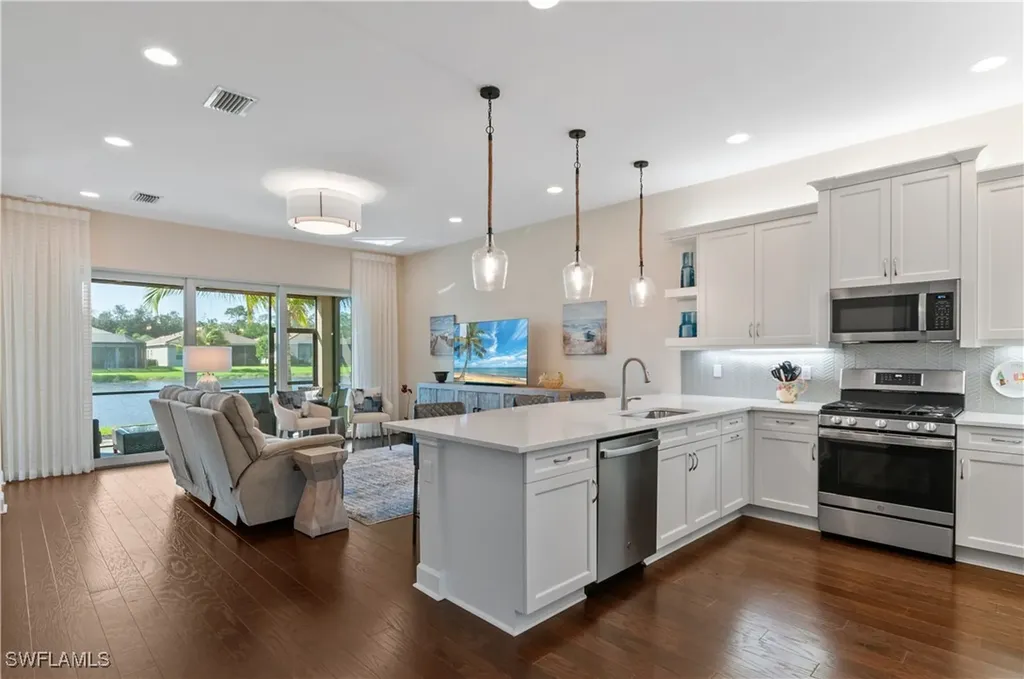 28570 Lobos Circle Bonita Springs FL 34135