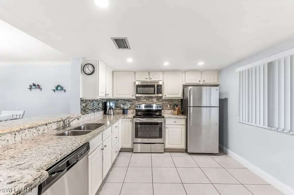 5841 Rattlesnake Hamm Road Naples FL 34113