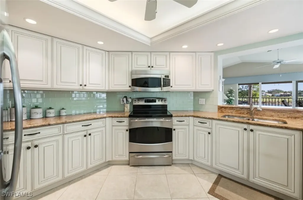 6228 Bellerive Avenue Naples FL 34119