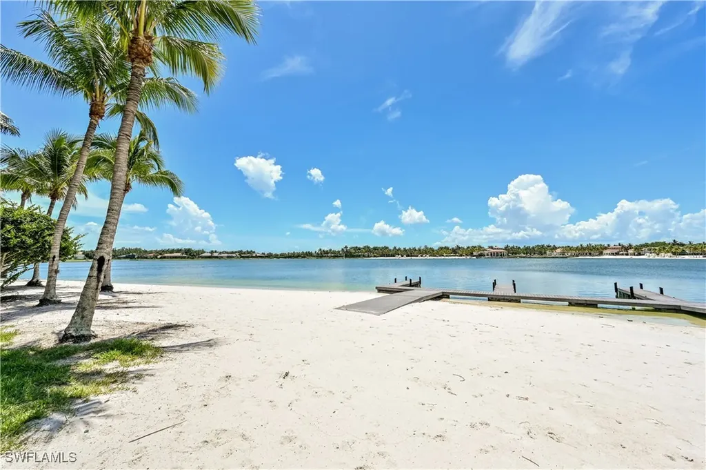 10761 Vivaldi Court Miromar Lakes FL 33913