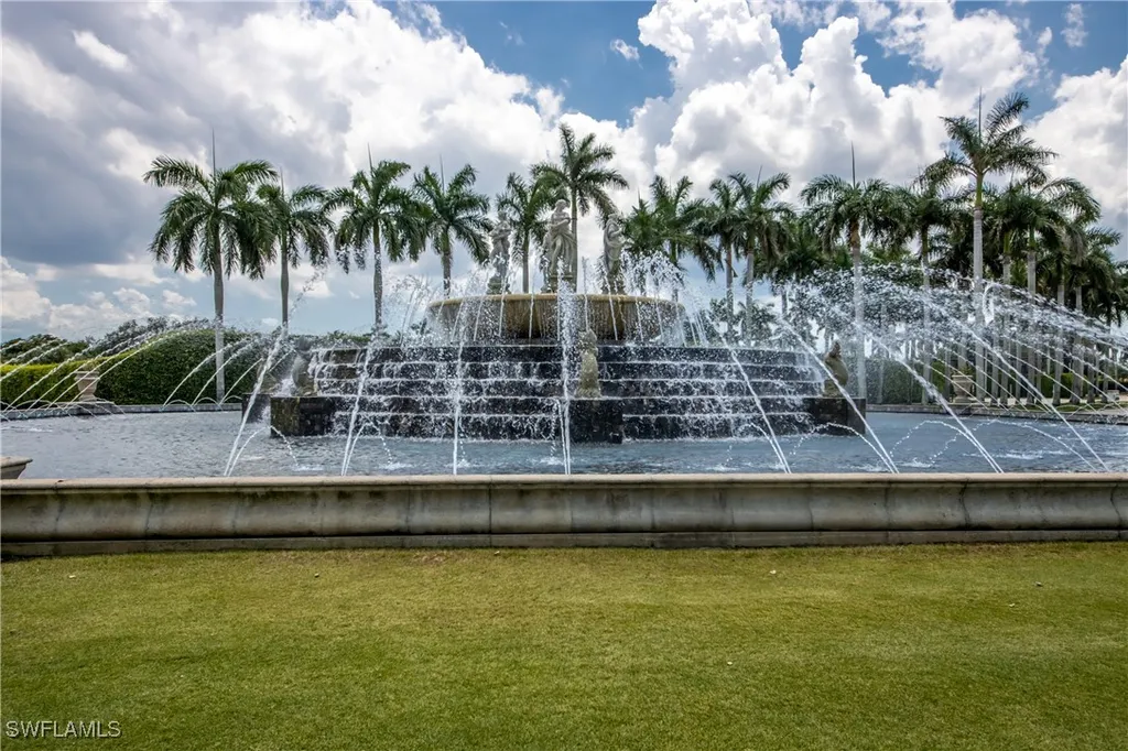 10761 Vivaldi Court Miromar Lakes FL 33913