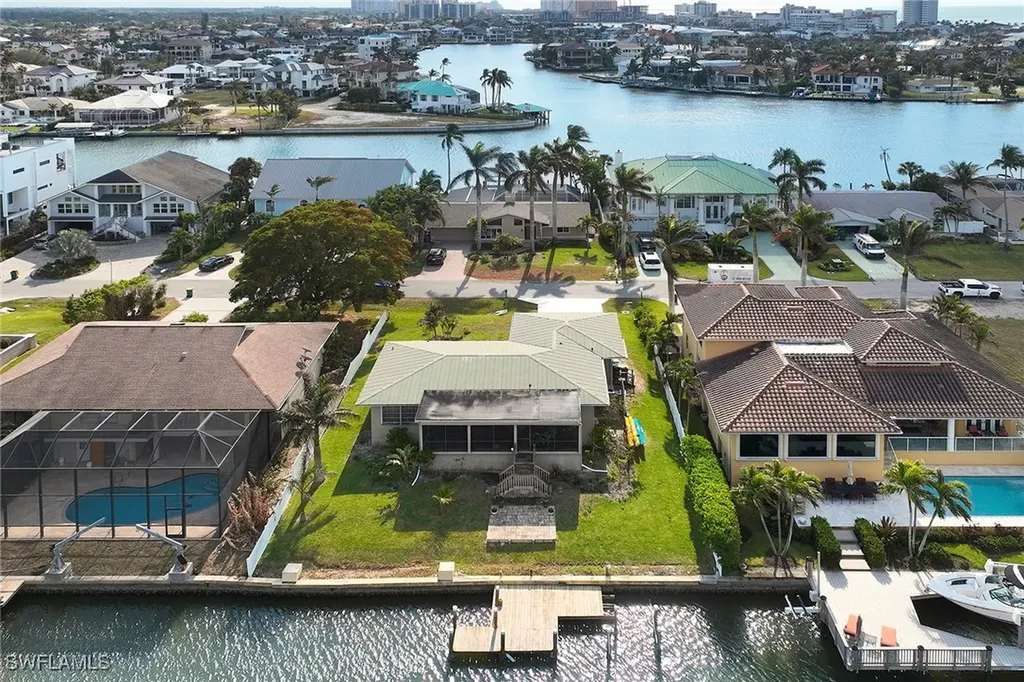 281 Conners Avenue Naples FL 34108