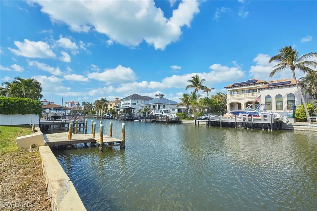 281 Conners Avenue Naples FL 34108