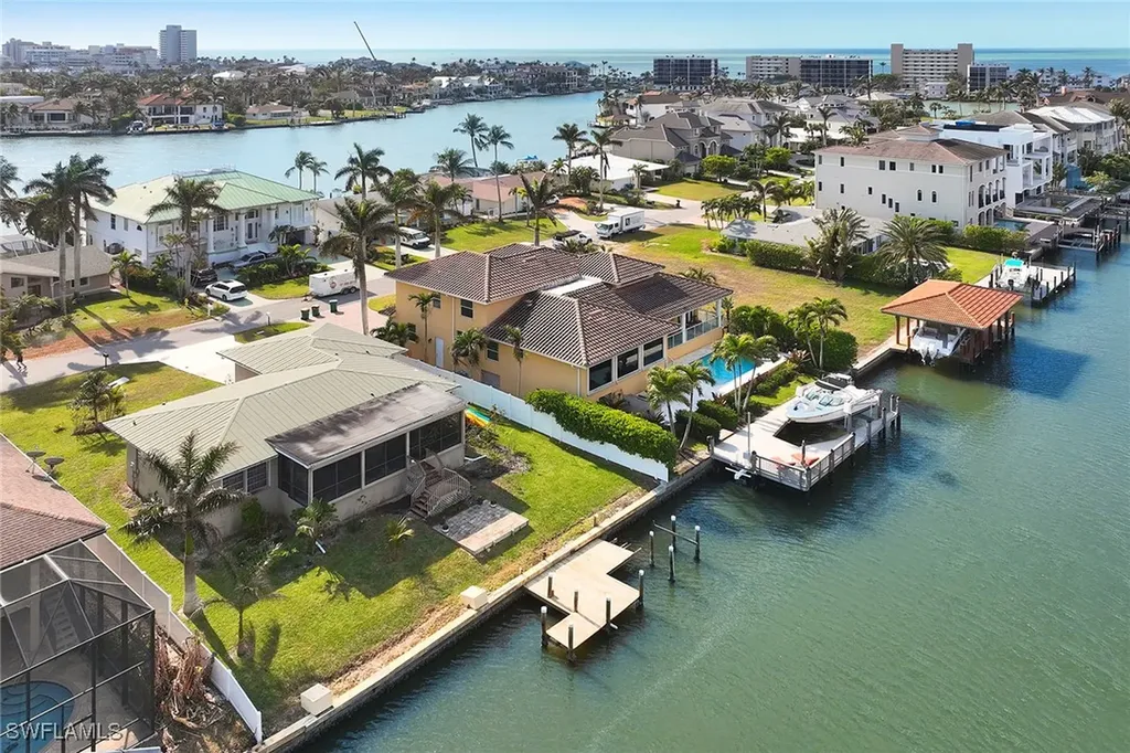 281 Conners Avenue Naples FL 34108