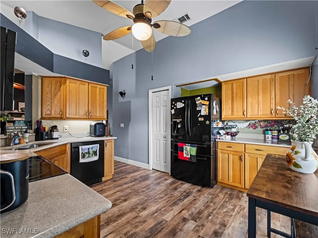 6704 Wakefield Drive Fort Myers FL 33966