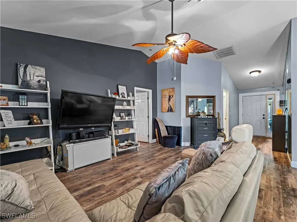 6704 Wakefield Drive Fort Myers FL 33966