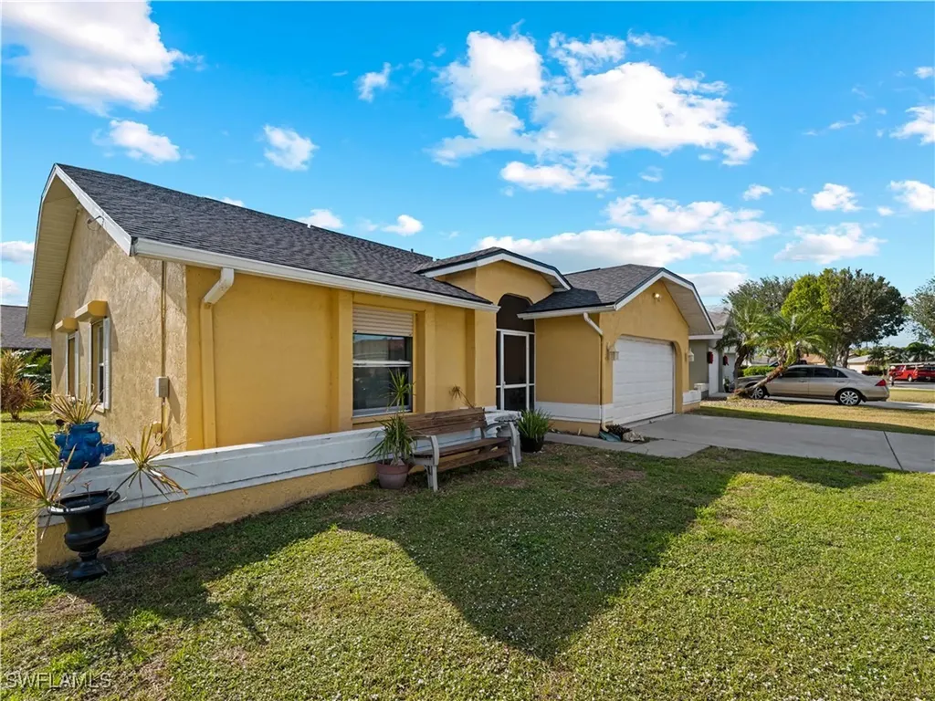 6704 Wakefield Drive Fort Myers FL 33966