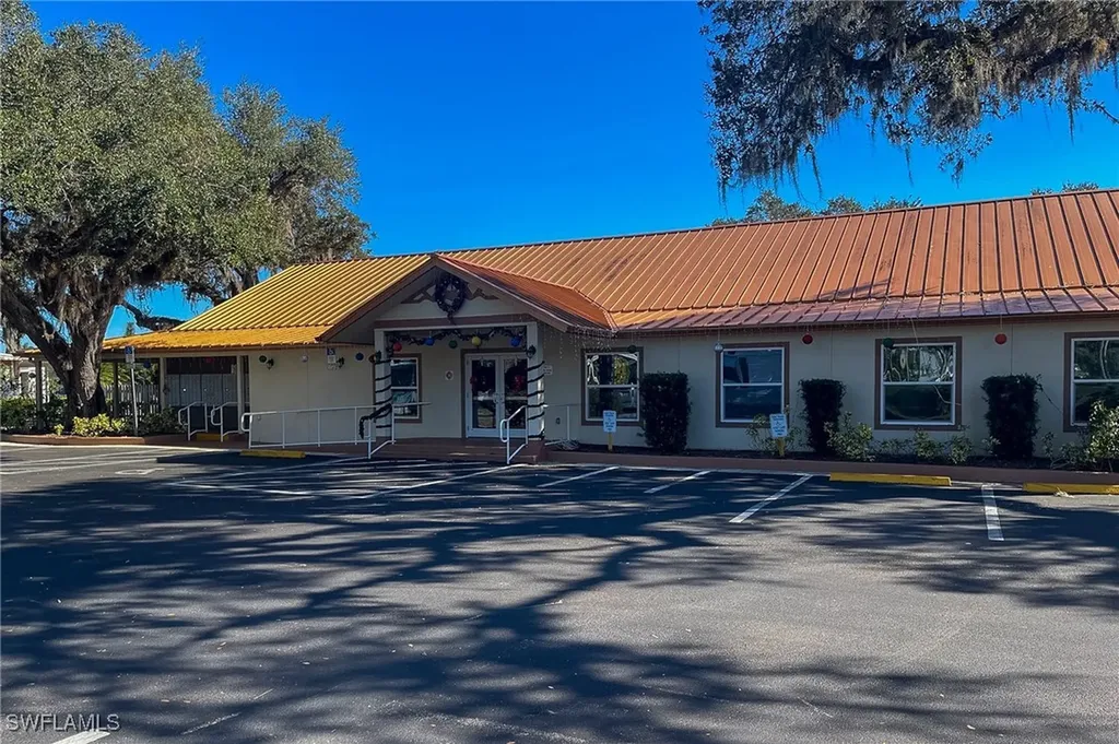 22 Ashe Street Alva FL 33920