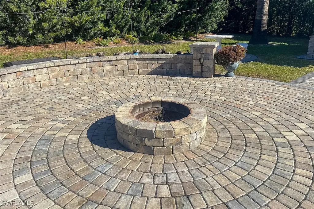 22 Ashe Street Alva FL 33920