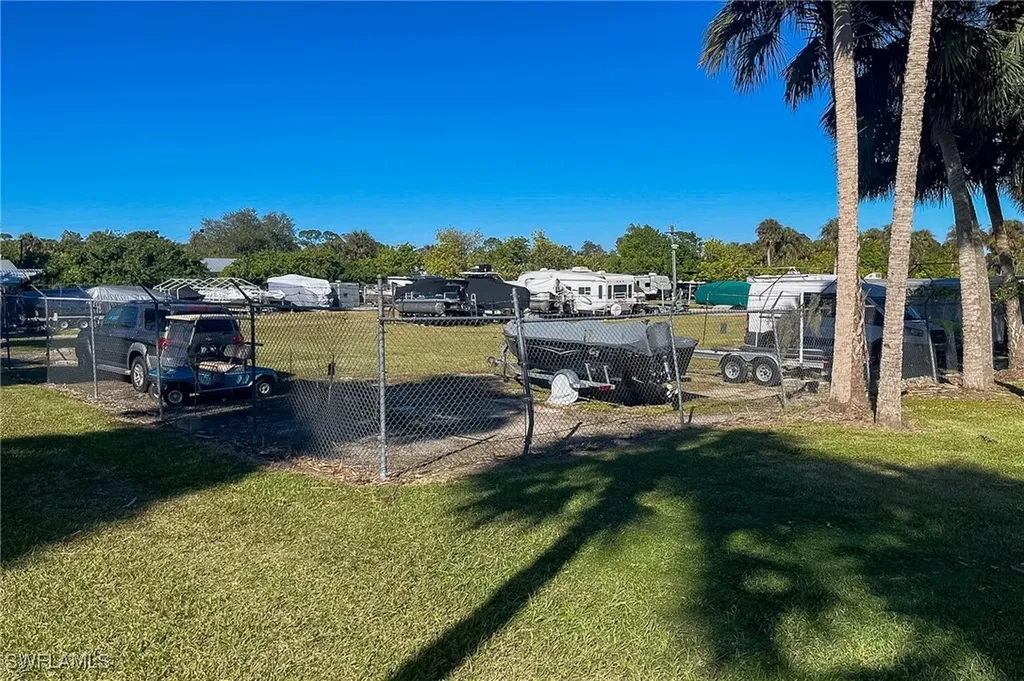 22 Ashe Street Alva FL 33920