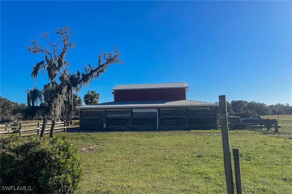 22 Ashe Street Alva FL 33920