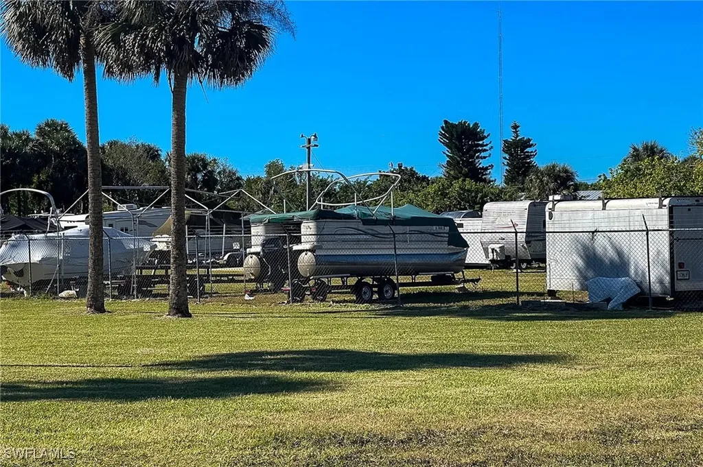 22 Ashe Street Alva FL 33920