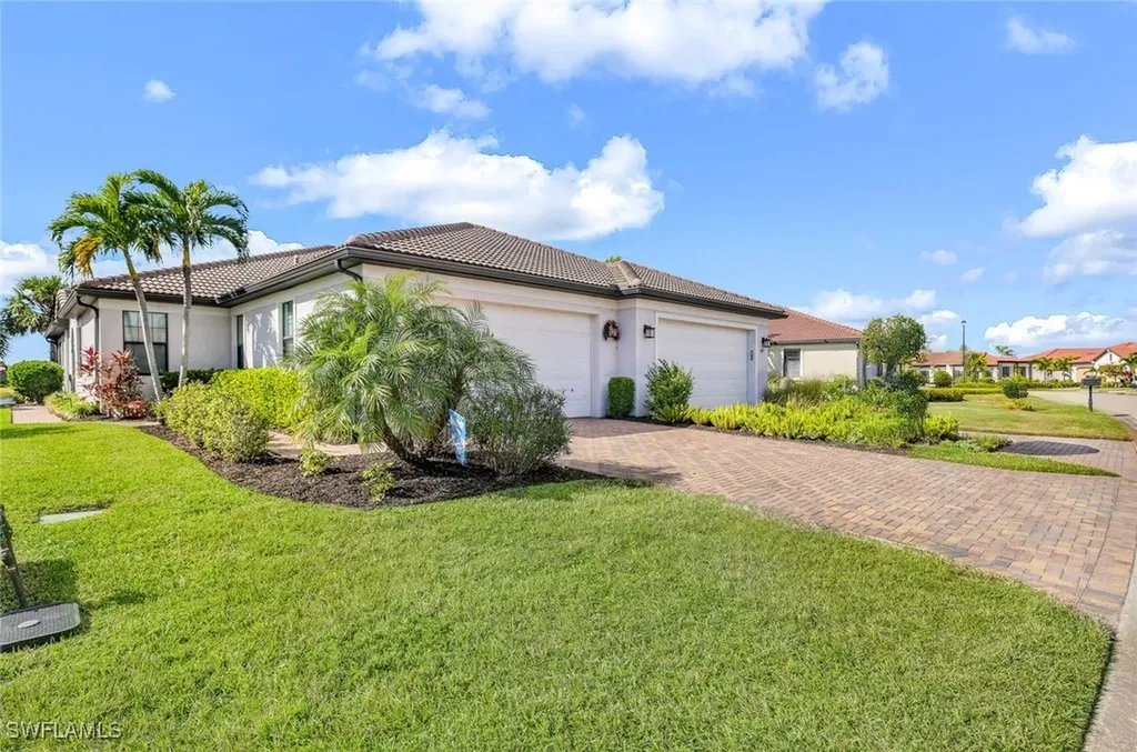 1483 Oceania Drive S Naples FL 34113