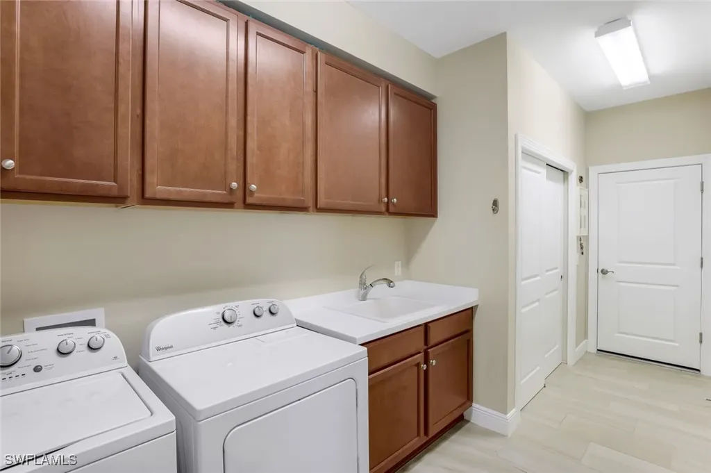 1483 Oceania Drive S Naples FL 34113
