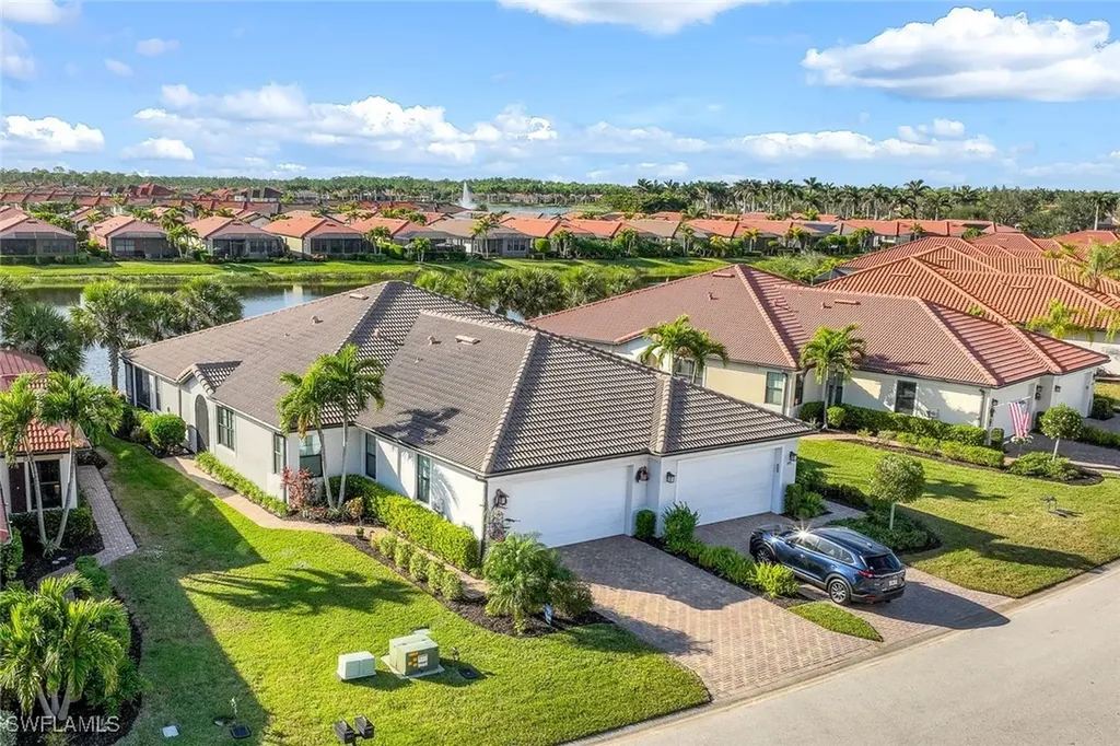 1483 Oceania Drive S Naples FL 34113