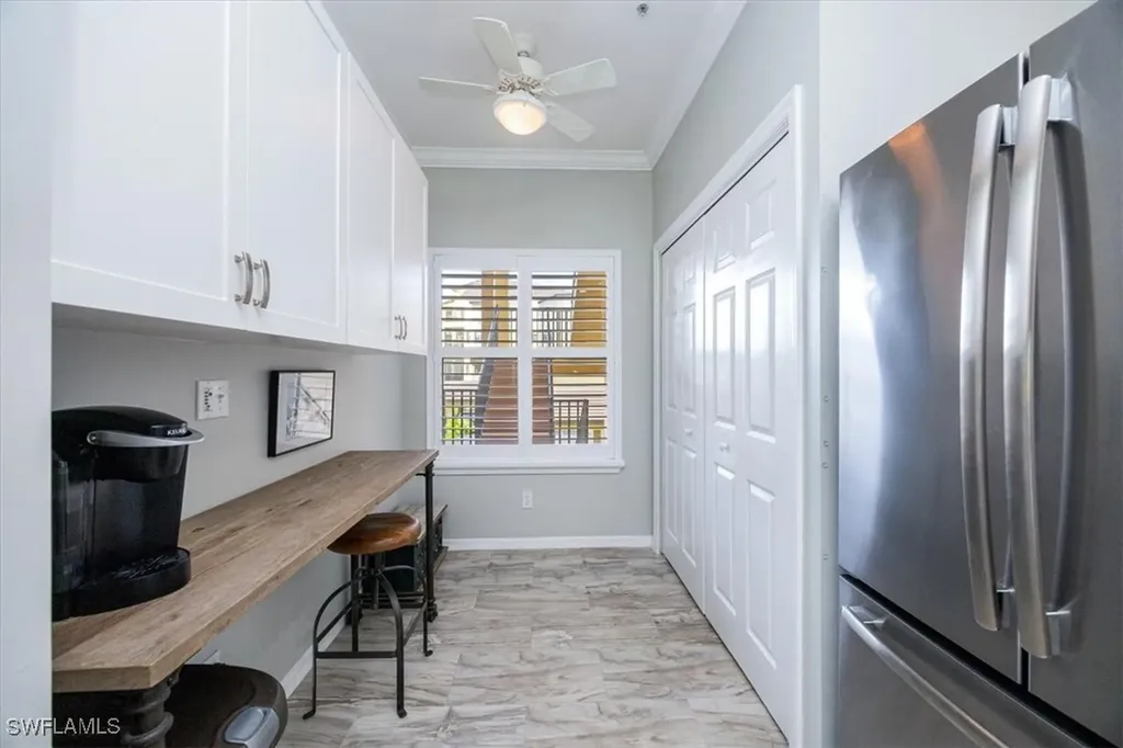 200 Vintage Circle Naples FL 34119