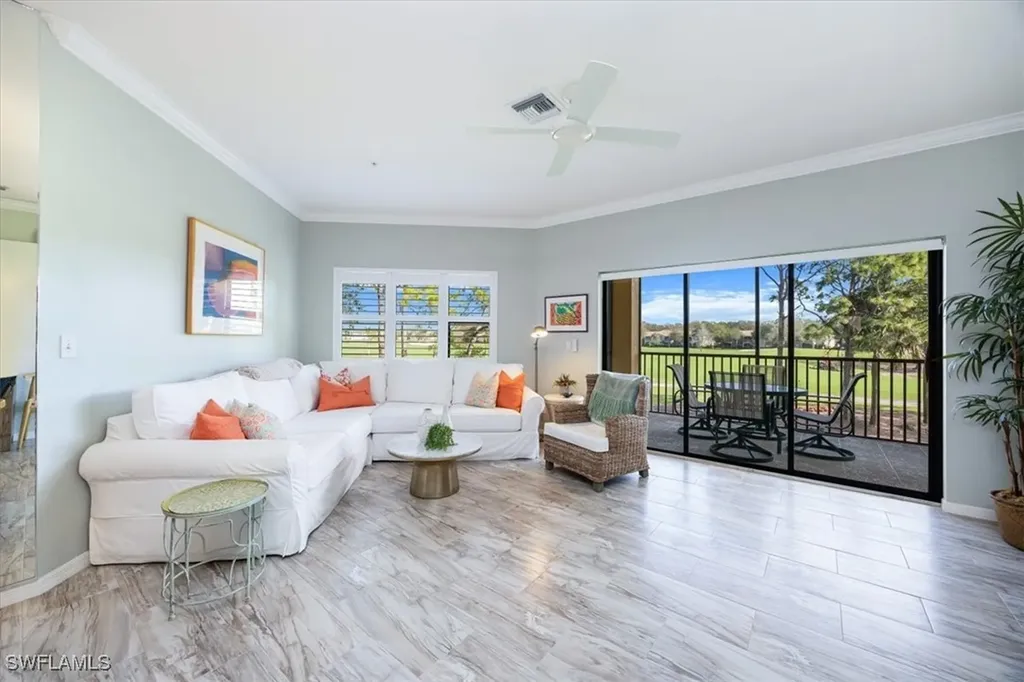 200 Vintage Circle Naples FL 34119