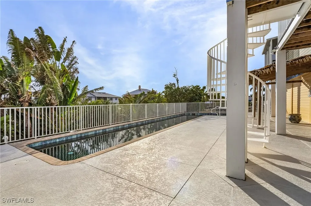 2690 Gull Court St. James City FL 33956