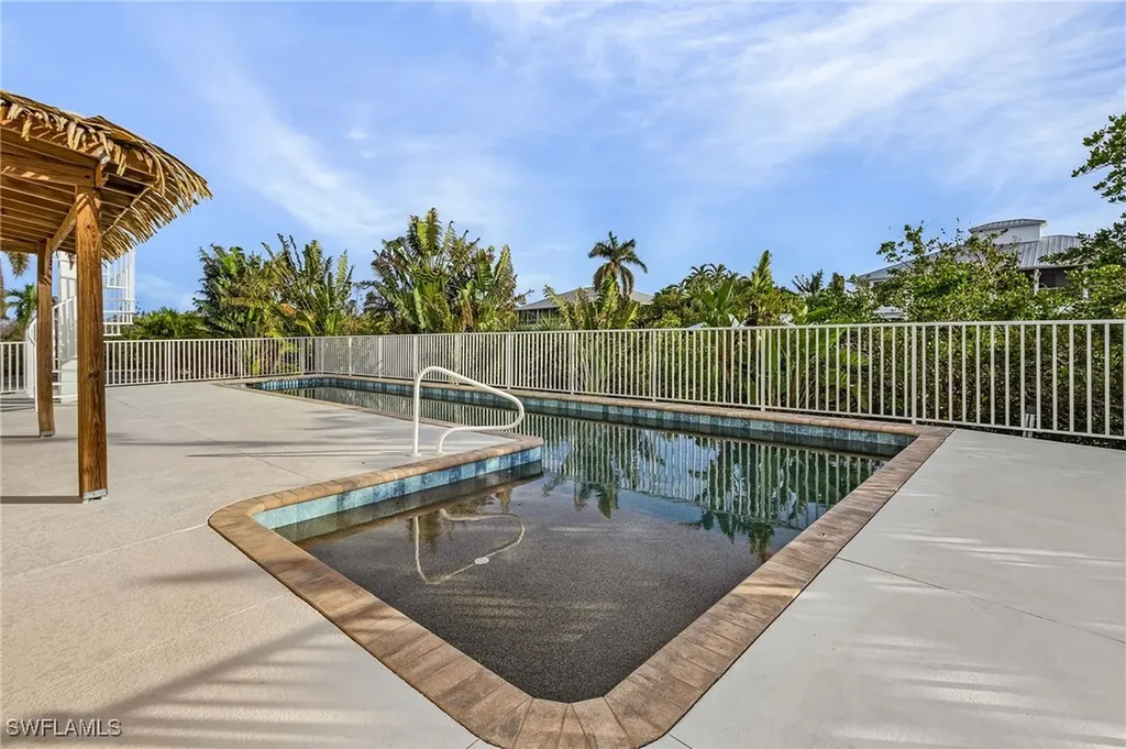 2690 Gull Court St. James City FL 33956