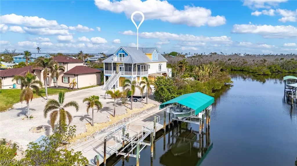 2690 Gull Court St. James City FL 33956