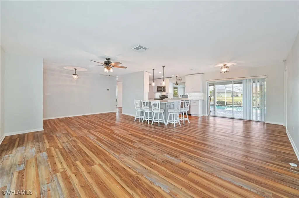 3030 SE 6th Avenue Cape Coral FL 33904
