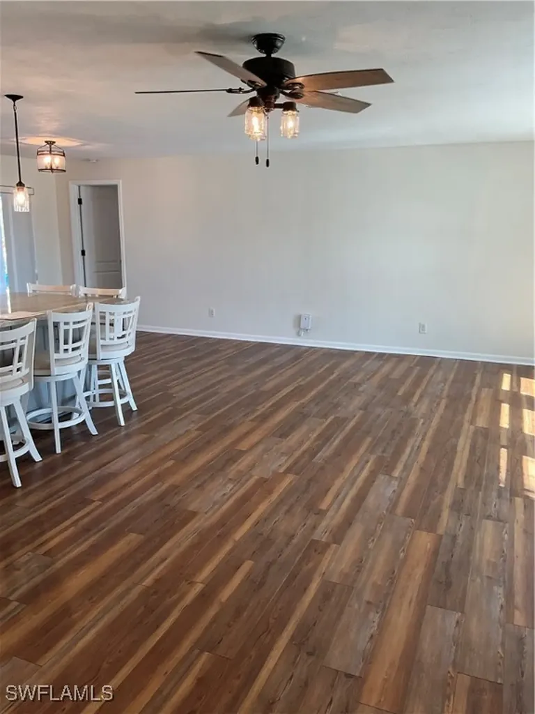 3030 SE 6th Avenue Cape Coral FL 33904