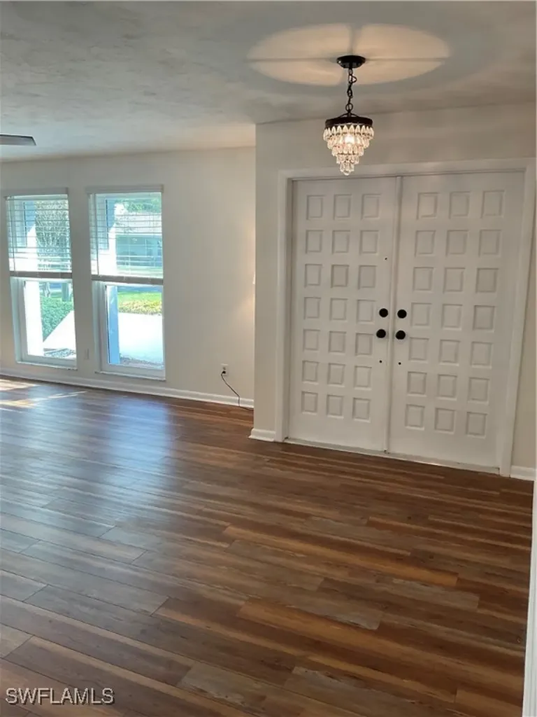 3030 SE 6th Avenue Cape Coral FL 33904