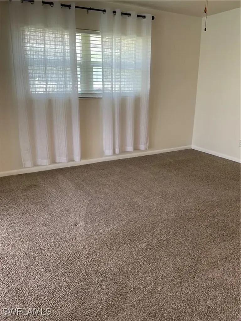 3030 SE 6th Avenue Cape Coral FL 33904