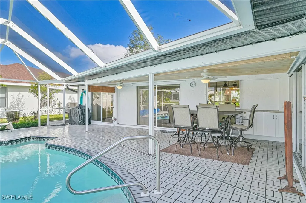 3030 SE 6th Avenue Cape Coral FL 33904