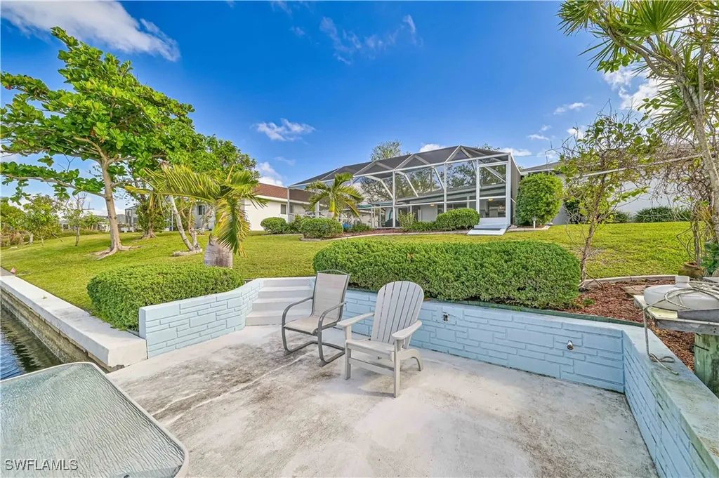 3030 SE 6th Avenue Cape Coral FL 33904