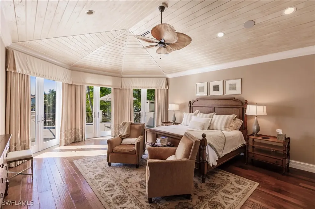 790 18th Avenue S Naples FL 34102