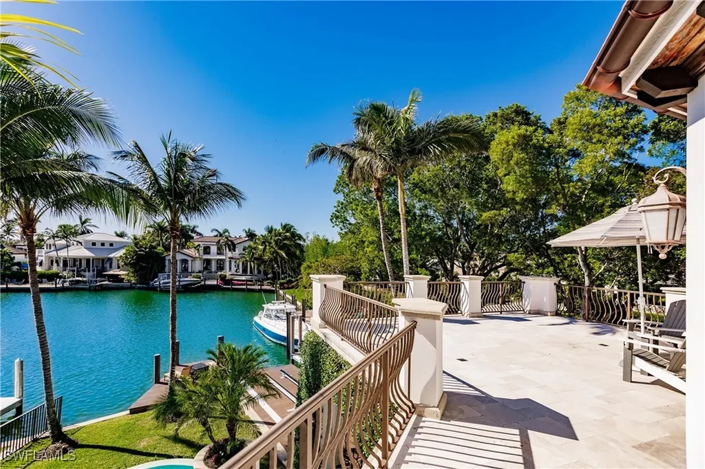 790 18th Avenue S Naples FL 34102