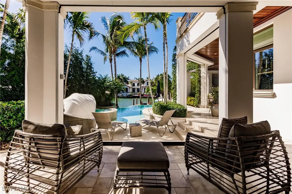 790 18th Avenue S Naples FL 34102
