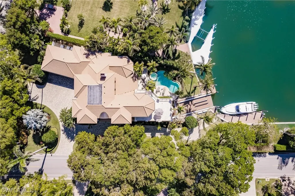 790 18th Avenue S Naples FL 34102