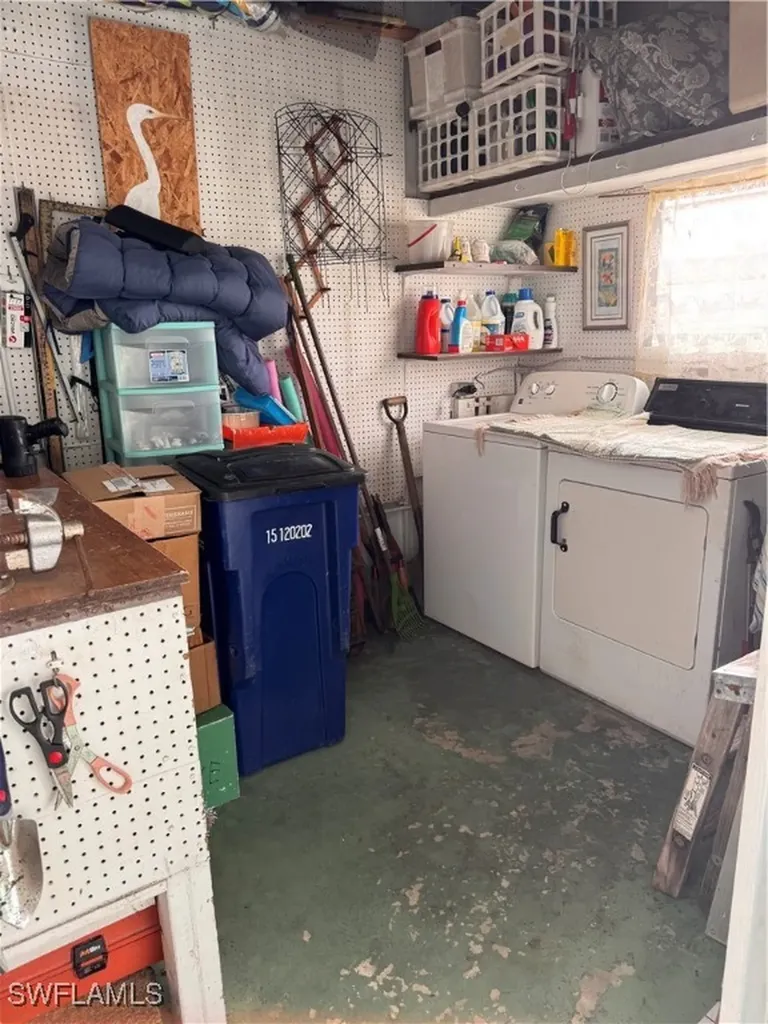 269 Shoreland Drive Fort Myers FL 33905