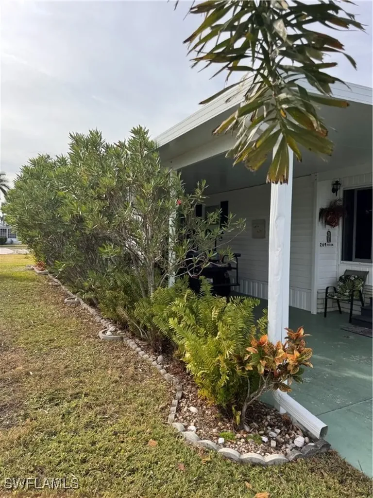 269 Shoreland Drive Fort Myers FL 33905