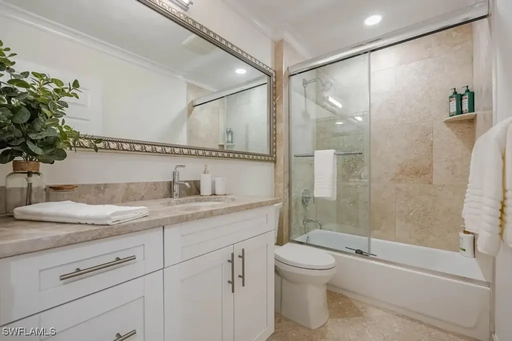 2740 N Beach Road Englewood FL 34223