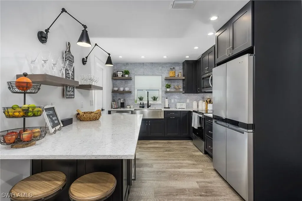 762 103rd Avenue N Naples FL 34108