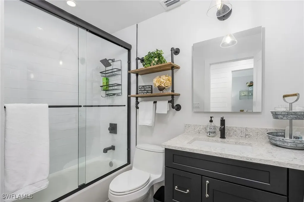 762 103rd Avenue N Naples FL 34108