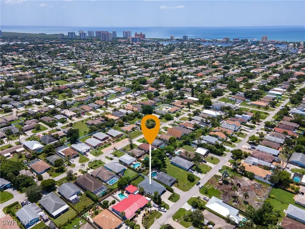 762 103rd Avenue N Naples FL 34108