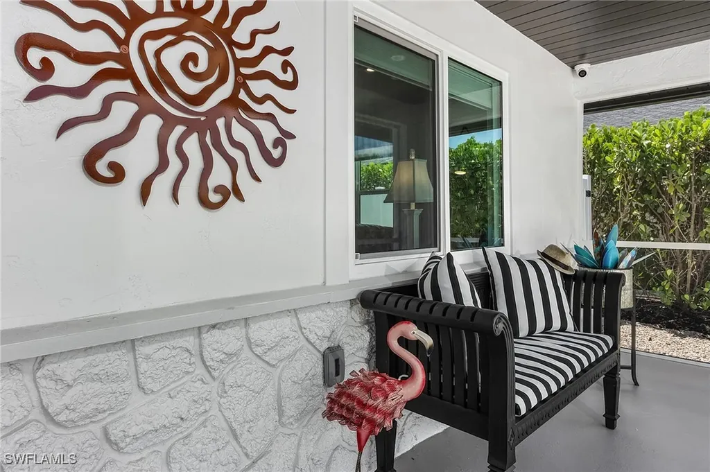 762 103rd Avenue N Naples FL 34108