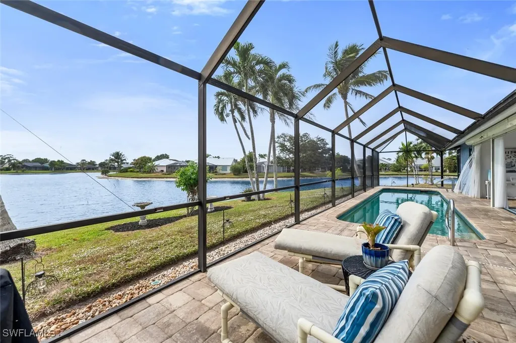 5220 Malvern Court Naples FL 34112