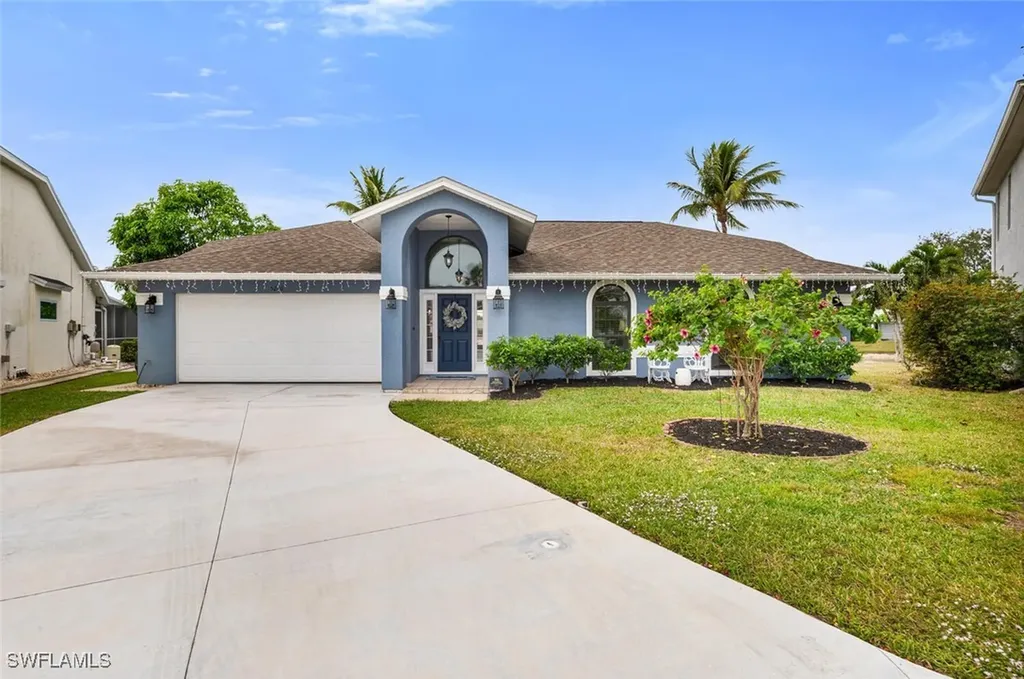 5220 Malvern Court Naples FL 34112