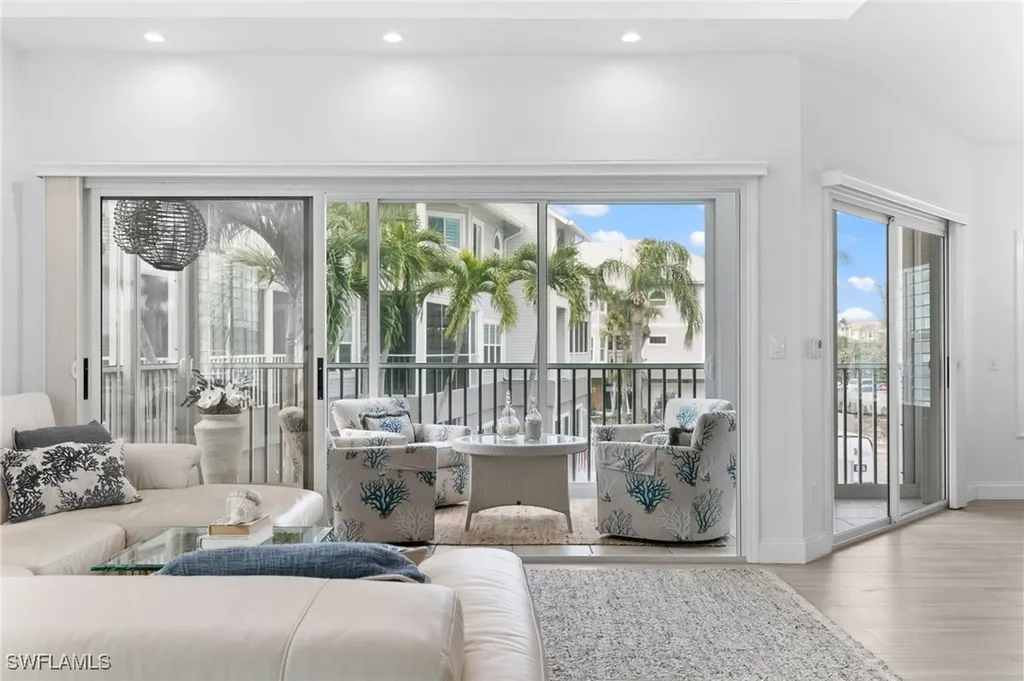 160 Barefoot Circle Bonita Springs FL 34134