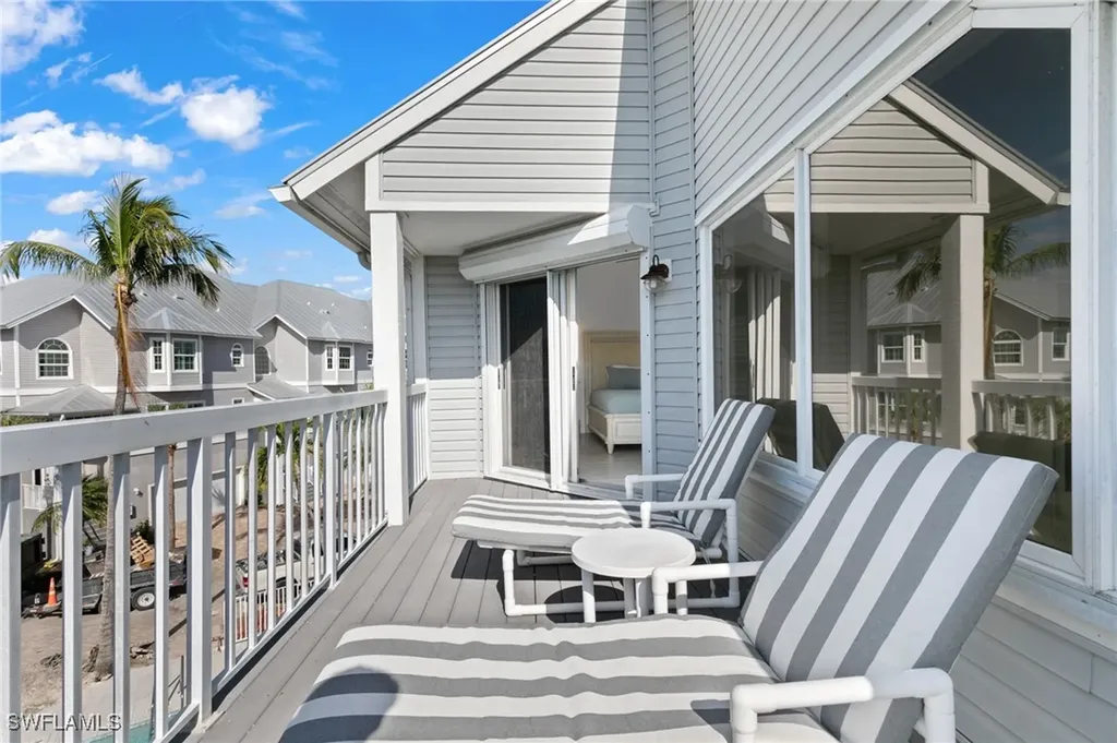 160 Barefoot Circle Bonita Springs FL 34134