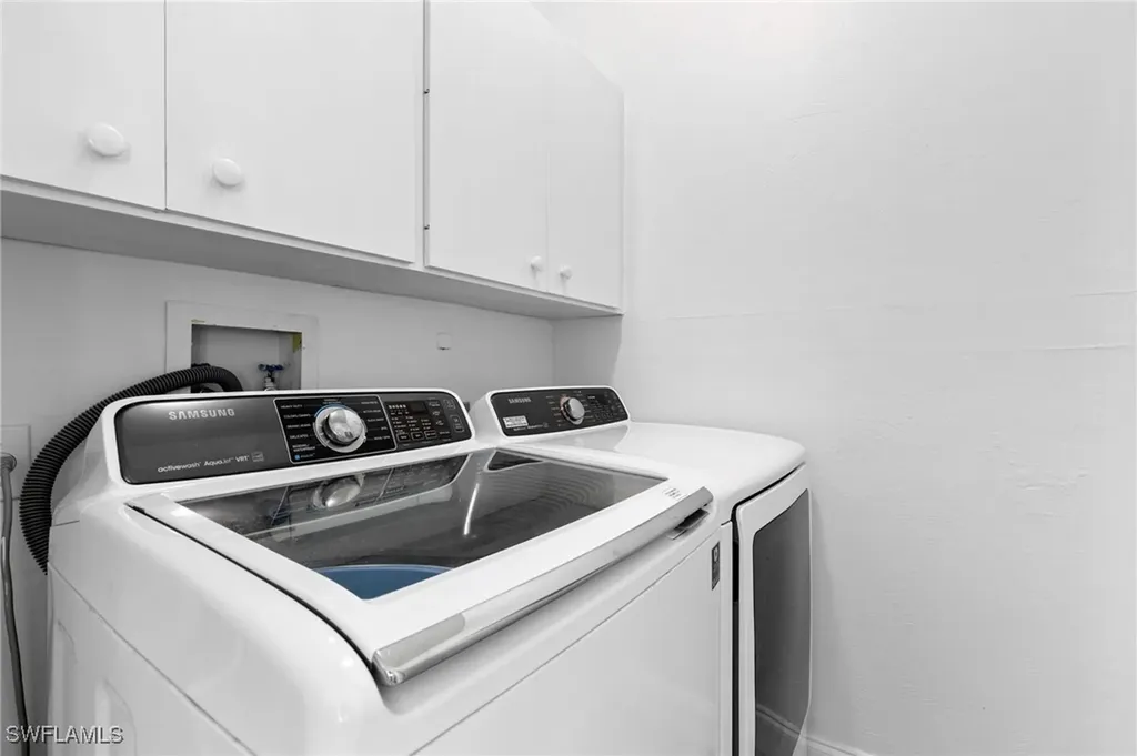 160 Barefoot Circle Bonita Springs FL 34134
