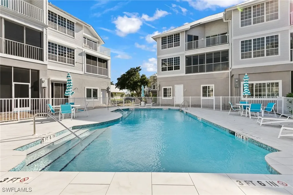 160 Barefoot Circle Bonita Springs FL 34134