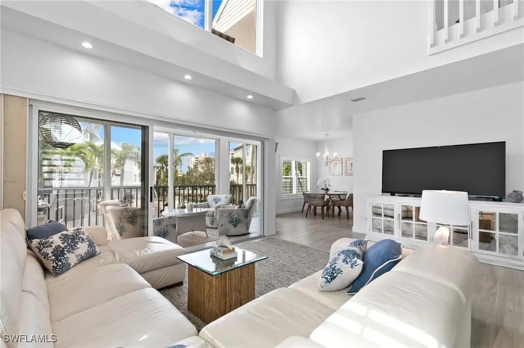 160 Barefoot Circle Bonita Springs FL 34134