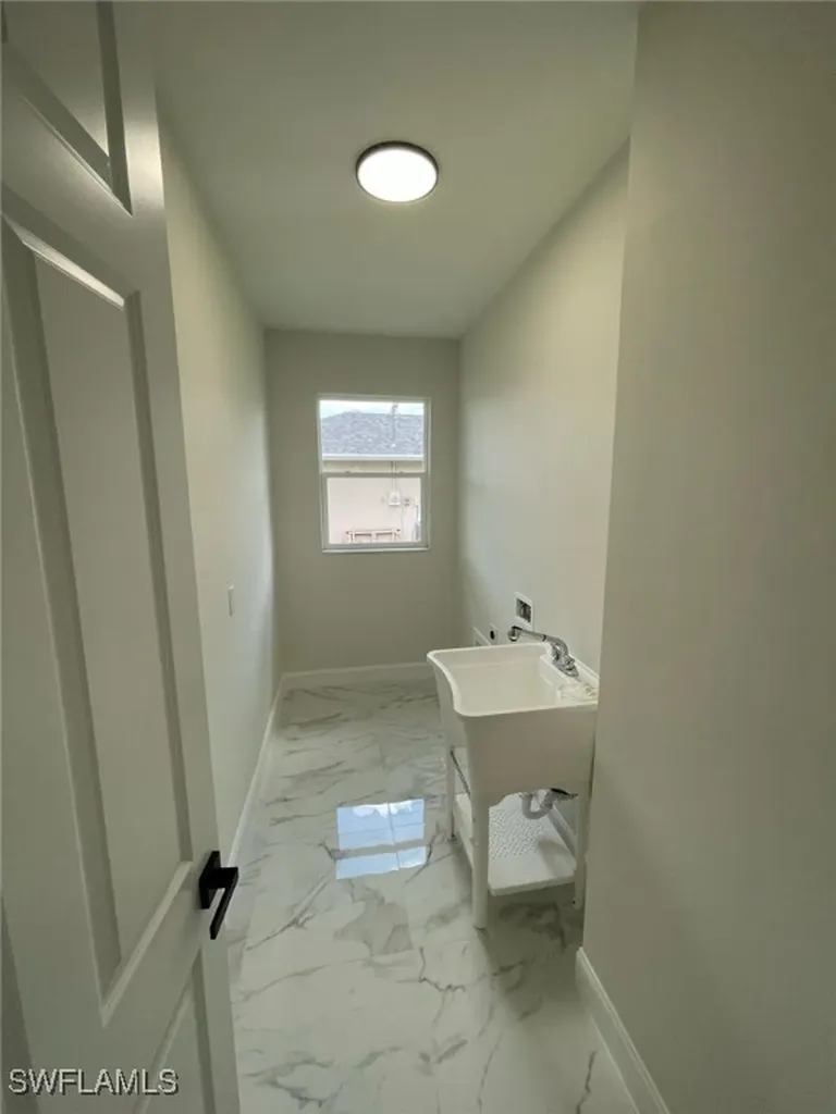 6024 Joplin Avenue Fort Myers FL 33905