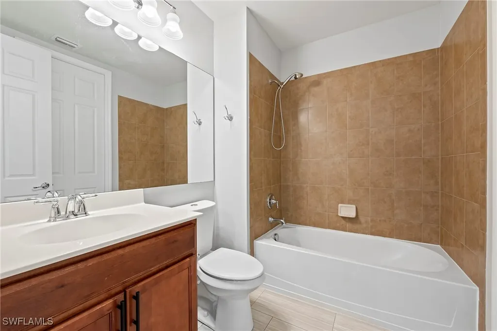 28462 Villagewalk Boulevard Bonita Springs FL 34135